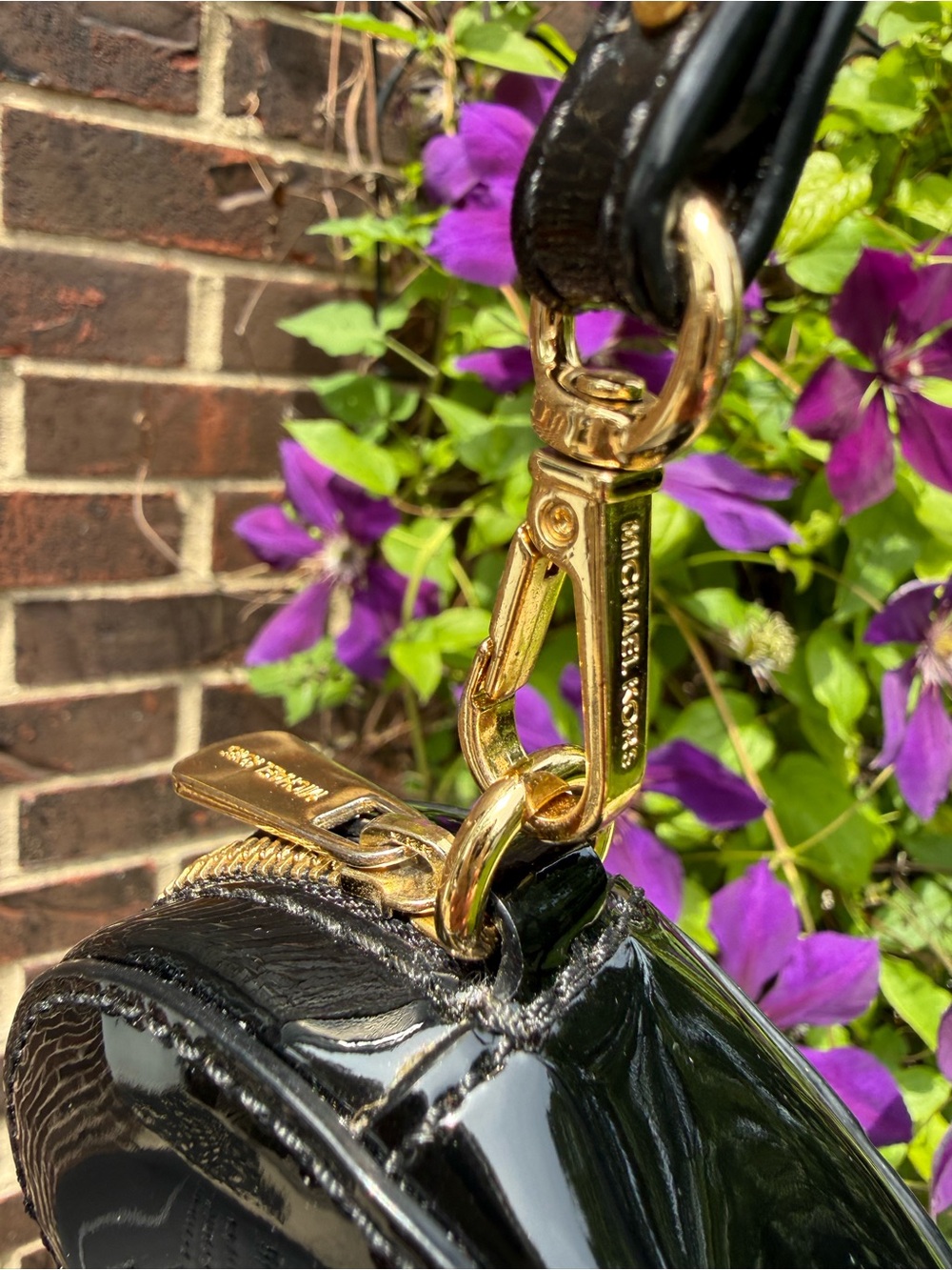 Michael Kors Black Patent Heart Coin Pouch with Gold Hardware - Picture 6 of 13